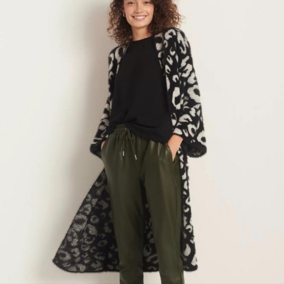 Akemi + Kin Open Cardigan One Size Black Cheetah Kimono Sleeve Long line Eyelash - Picture 2 of 10